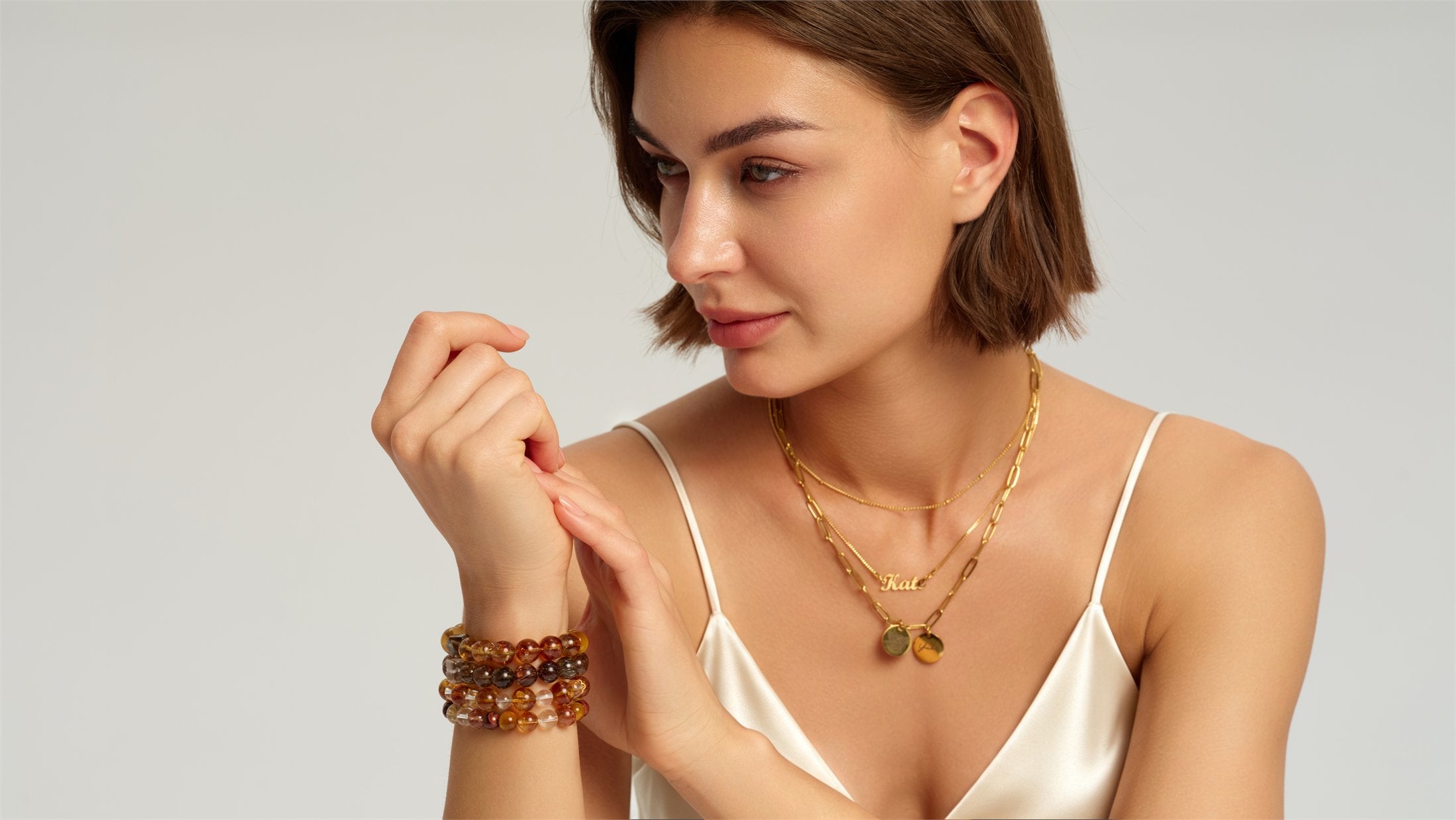 Choose the healing bracelet for your significant one